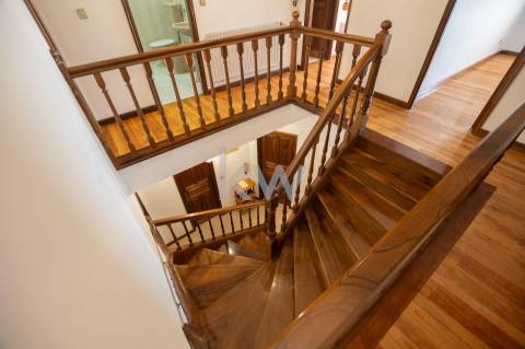 Moradia em Banda T4+1 em Moledo do Minho