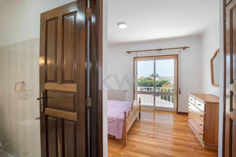 Moradia em Banda T4+1 em Moledo do Minho