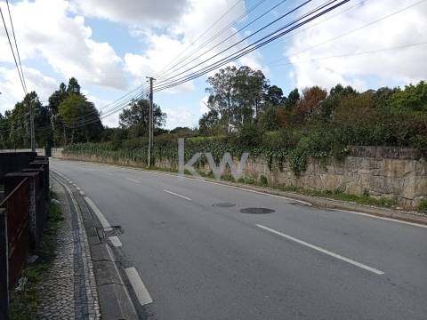 Terreno com 3325 m2 para construção de moradias Santiago da Riba-Ul, Oliveira de Azemeis