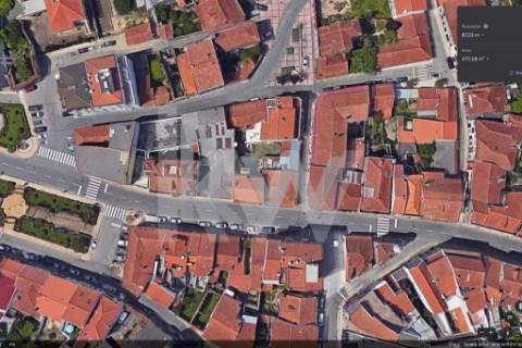 FANTÁSTICO IMÓVEL URBANO PARA CONSTRUÇÃO OU REABILITAÇÃO, NO CENTRO DE OVAR