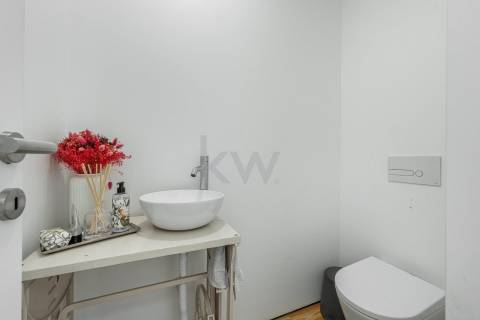 Venda moradia T5 com potencial para 2 Habitações independentes em Cedofeira no Porto