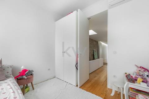 Venda moradia T5 com potencial para 2 Habitações independentes em Cedofeira no Porto