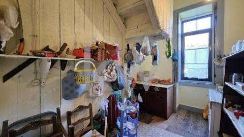 FANTÁSTICA QUINTA – 17 DIVISÕES INTERNAS - SANTIAGO DE BESTEIROS - TONDELA - VISEU