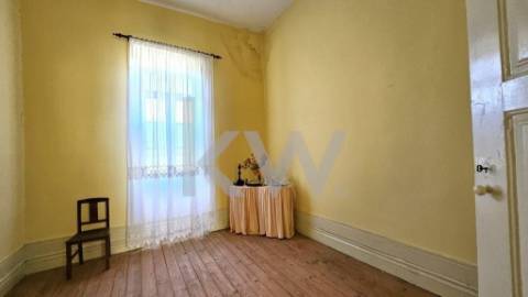 FANTÁSTICA QUINTA – 17 DIVISÕES INTERNAS - SANTIAGO DE BESTEIROS - TONDELA - VISEU