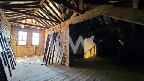 FANTÁSTICA QUINTA – 17 DIVISÕES INTERNAS - SANTIAGO DE BESTEIROS - TONDELA - VISEU