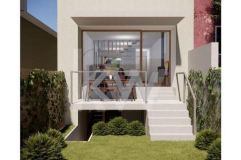 Moradia T3 NOVA, junto à Avenida de França, com um lugar de estacionamento e jardim.