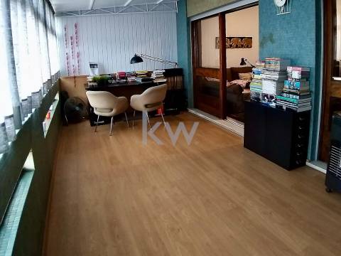 Moradia T7  junto ao Parque do Covelo com área exterior e garagem fechada