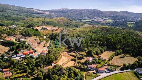 Terreno Rústico em Anjos com ~48800m2 - Vieira do Minho