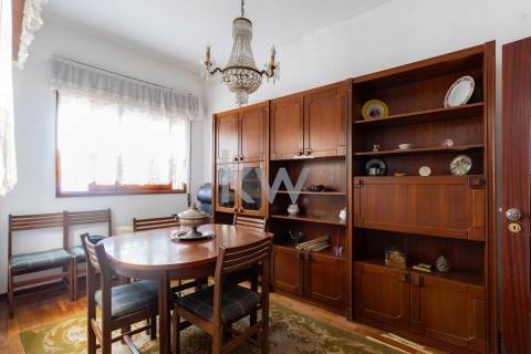 Casa para Reabilitar no Porto – Rua do Lidador 