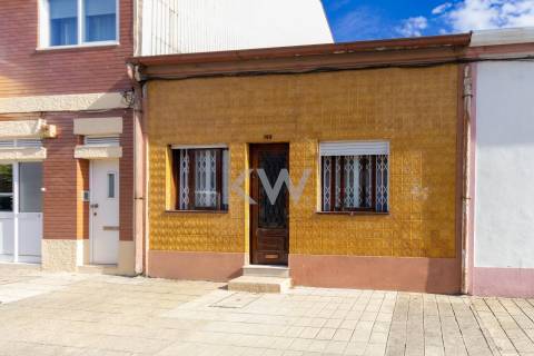 Casa para Reabilitar no Porto – Rua do Lidador 