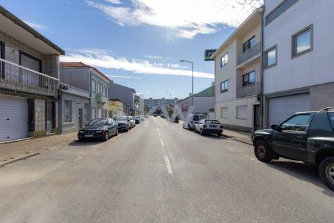 Casa para Reabilitar no Porto – Rua do Lidador 