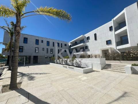  APARTAMENTO T3 de 2 frentes junto ao Rio