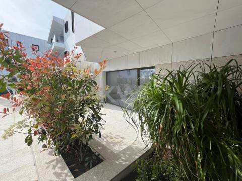  APARTAMENTO T3 de 2 frentes junto ao Rio