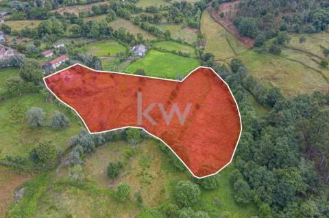 Alpendre, Palheiro, Moinho e Terreno de Cultivo em Asnela  - Cabeceiras de Basto