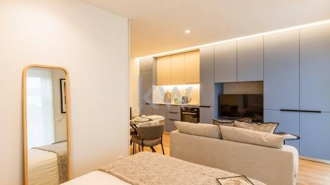 Vende T0 com Terraço em Paranhos| Asprela