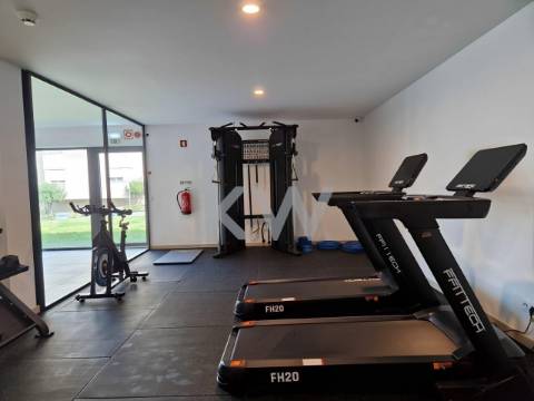 Vende T0 com Terraço em Paranhos| Asprela