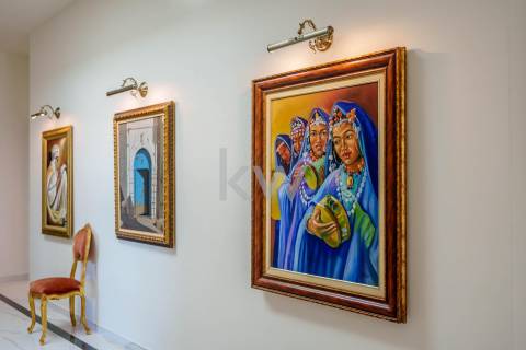 Moradia de Luxo à Beira-Mar com Vista Panorâmica e Acesso Direto à Praia – Lagos, Algarve