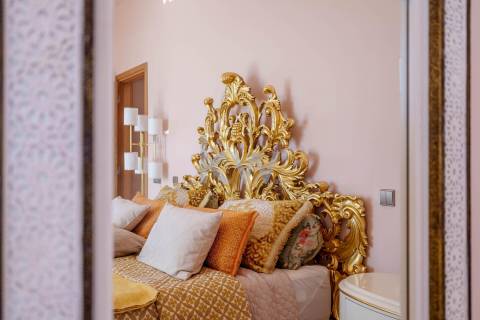 Moradia de Luxo à Beira-Mar com Vista Panorâmica e Acesso Direto à Praia – Lagos, Algarve