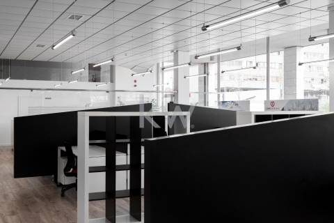 Loja em Matosinhos Sul amplas áreas - 329m²