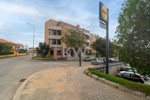 Apartamento T3 Duplex Renovado em Canidelo  Vila Nova de Gaia