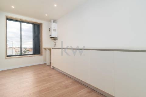 Apartamento T3 Duplex Renovado em Canidelo  Vila Nova de Gaia