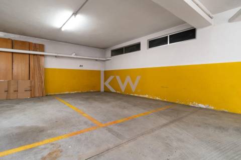 Apartamento T3 Duplex Renovado em Canidelo  Vila Nova de Gaia