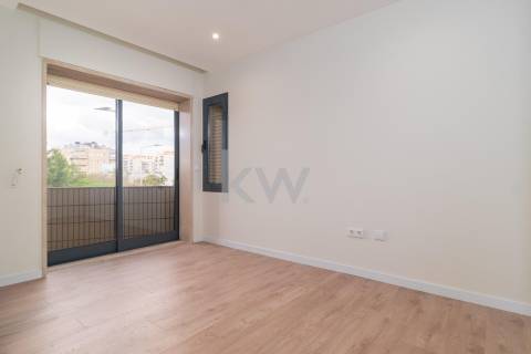 Apartamento T3 Duplex Renovado em Canidelo  Vila Nova de Gaia