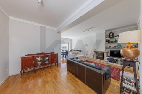 FANTASTICO APARTAMENTO T4+1 NO CENTRO DO PORTO