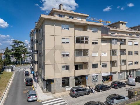 FANTASTICO APARTAMENTO T4+1 NO CENTRO DO PORTO