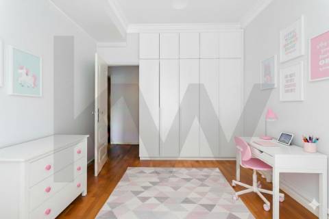 FANTASTICO APARTAMENTO T4+1 NO CENTRO DO PORTO