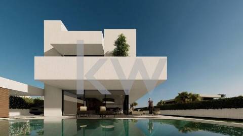 Terreno para construção de moradia, em projeto, com vistas deslumbrantes para as salinas de quelfes