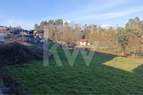 Terreno para construção em Loureira, Vila Verde