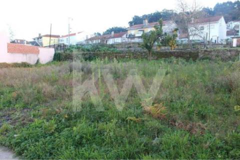 Lote de Terreno para Construção em Darque