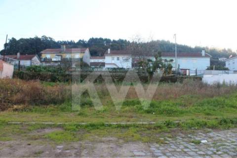 Lote de Terreno para Construção em Darque