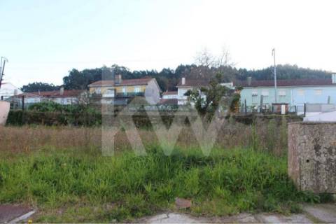 Lote de Terreno para Construção em Darque