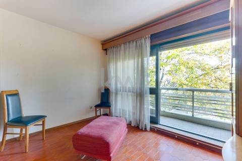 Apartamento T1 de 73m² - Avenida Fernão Magalhães, Paranhos (Areosa), Polo universitário S.João.