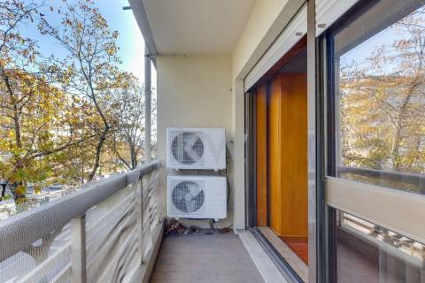 Apartamento T1 de 73m² - Avenida Fernão Magalhães, Paranhos (Areosa), Polo universitário S.João.