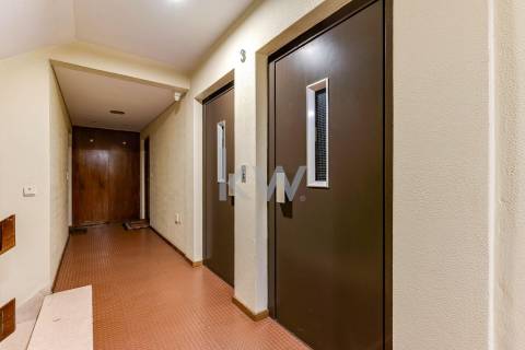 Apartamento T1 de 73m² - Avenida Fernão Magalhães, Paranhos (Areosa), Polo universitário S.João.