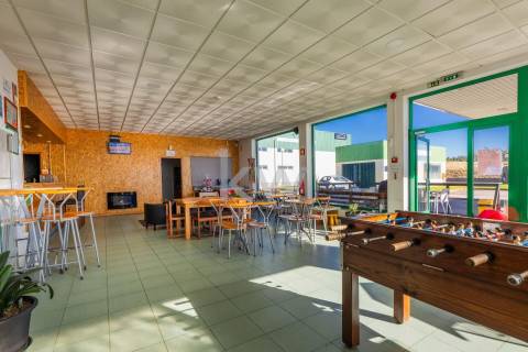 Estação de Serviço, Loja, Pavilhão e Rampa de Lavagem em Salto - Montalegre