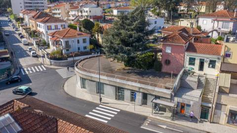 Venda loja com 202 m2 em Campanhã, Porto