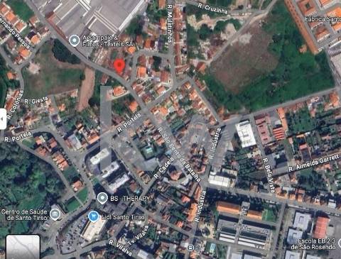Venda de Moradia T2 para recuperação na Zona ARU da cidade de Santo Tirso