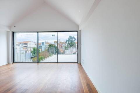 T2 Exclusivo na Rua do Almada, Porto - Novo