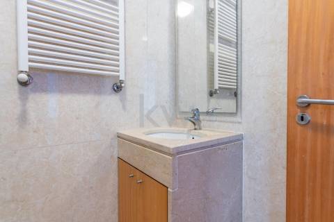 Espaçoso Apartamento T4 com 205m2 de ABC - Zona Privilegiada da Maia, Porto