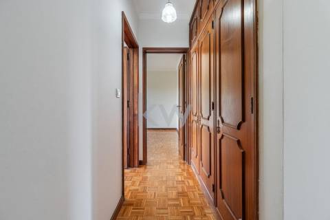 Andar Moradia junto à praia da Granja