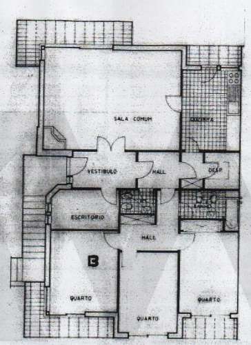 👉 T3 + 1 com garagem e varandas a 200 m da praia 🌊