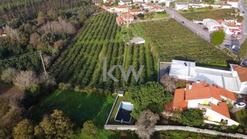 Excelente Terreno 13.600 m2 com PIP aprovado em Sta. Maria da Feira