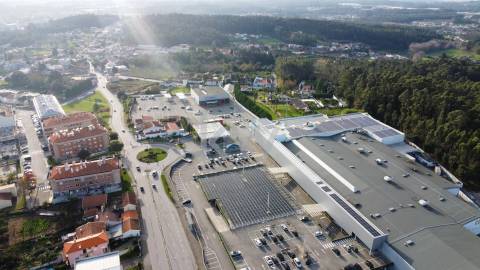 Excelente Terreno 13.600 m2 com PIP aprovado em Sta. Maria da Feira