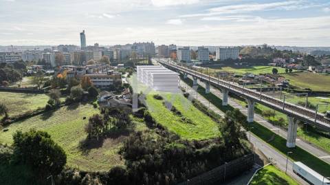 Terreno com PIP aprovado para construção em altura no Centro da Cidade da Maia