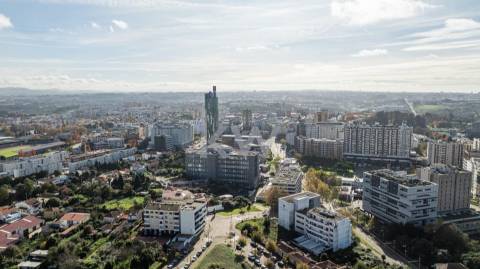 Terreno com PIP aprovado para construção em altura no Centro da Cidade da Maia