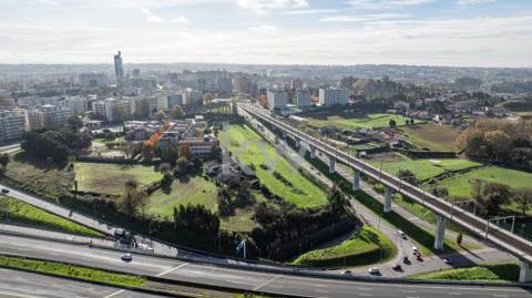 Terreno com PIP aprovado para construção em altura no Centro da Cidade da Maia